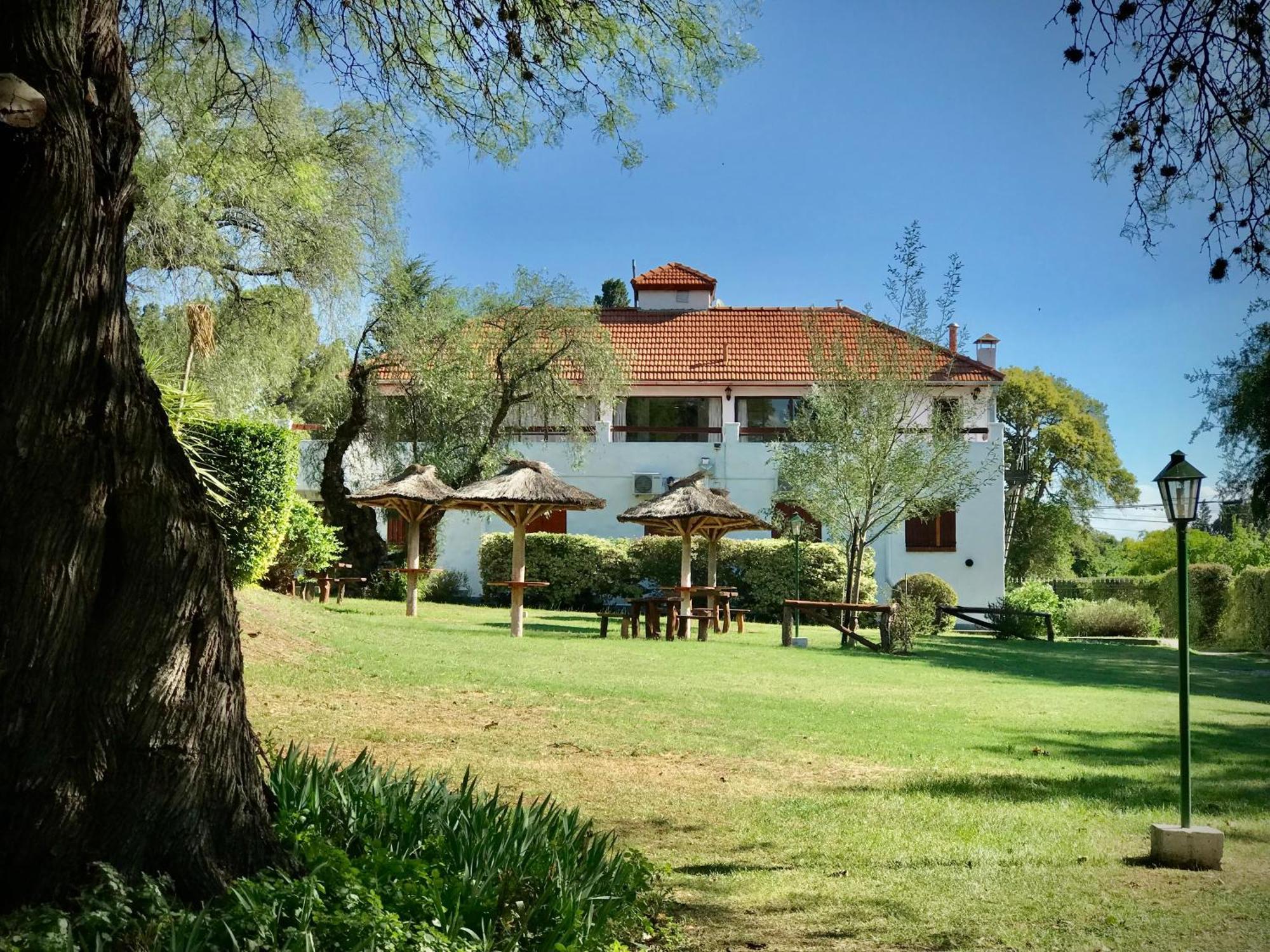 מרלו Hotel De Los Cesares מראה חיצוני תמונה