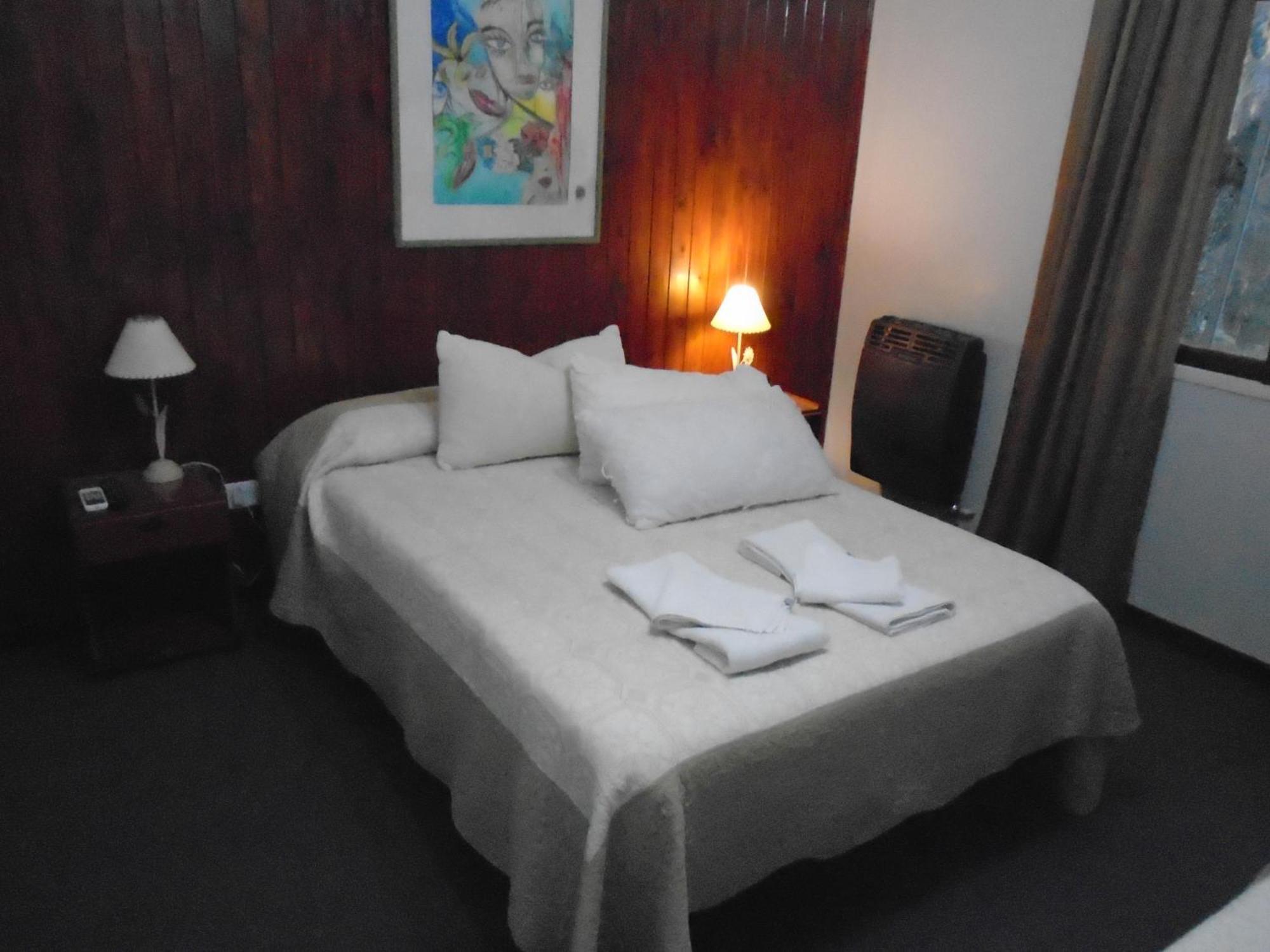 מרלו Hotel De Los Cesares מראה חיצוני תמונה