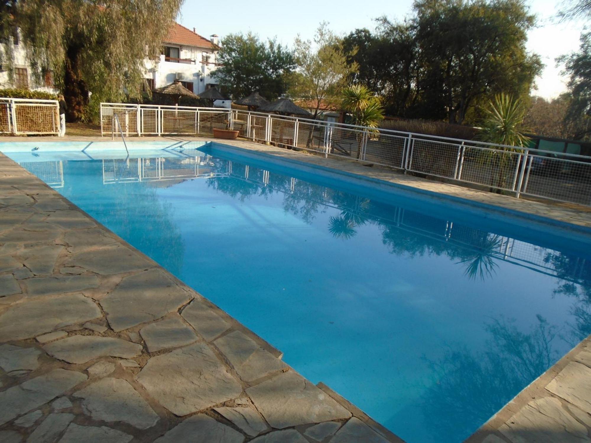 מרלו Hotel De Los Cesares מראה חיצוני תמונה