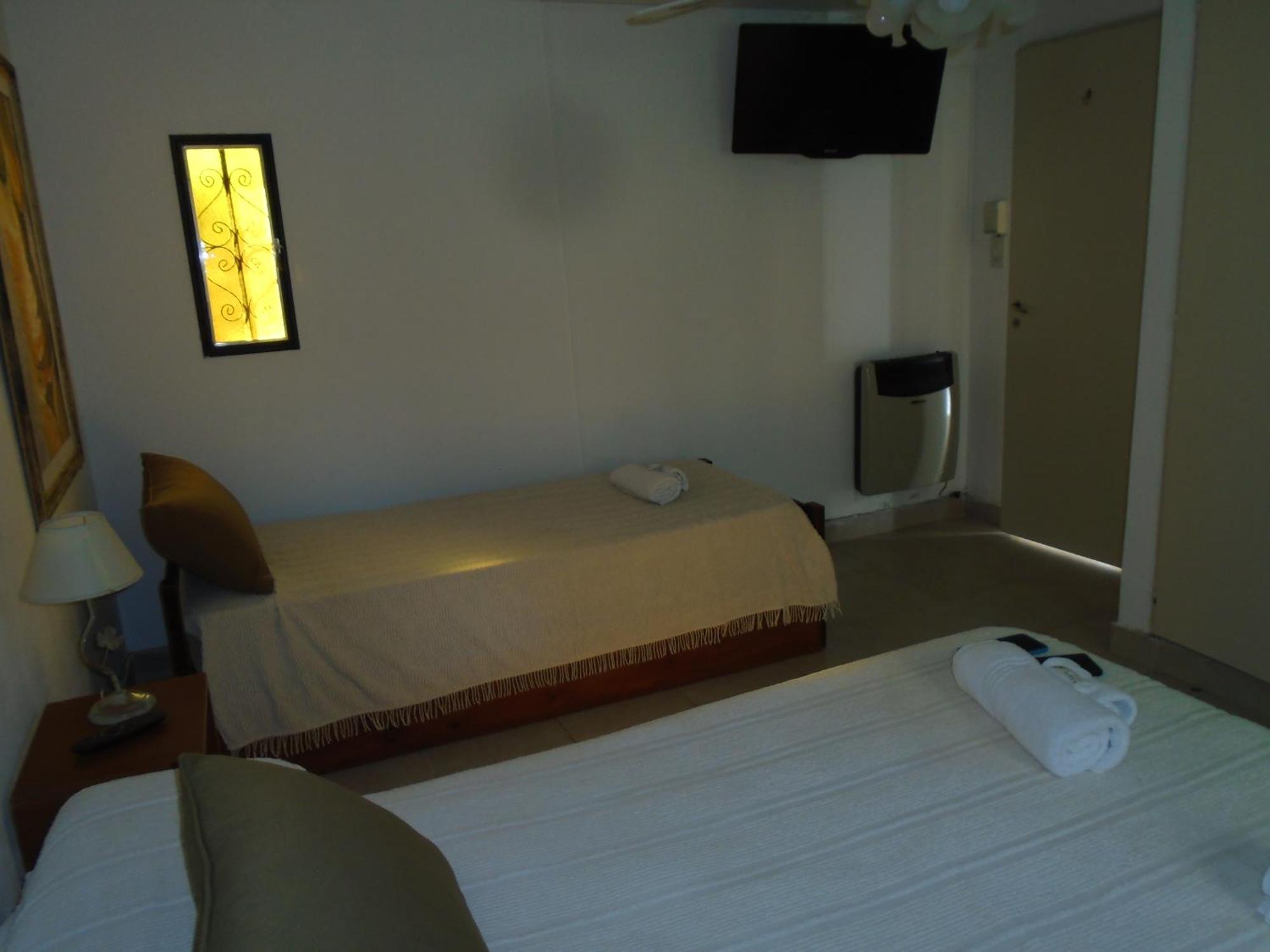 מרלו Hotel De Los Cesares מראה חיצוני תמונה